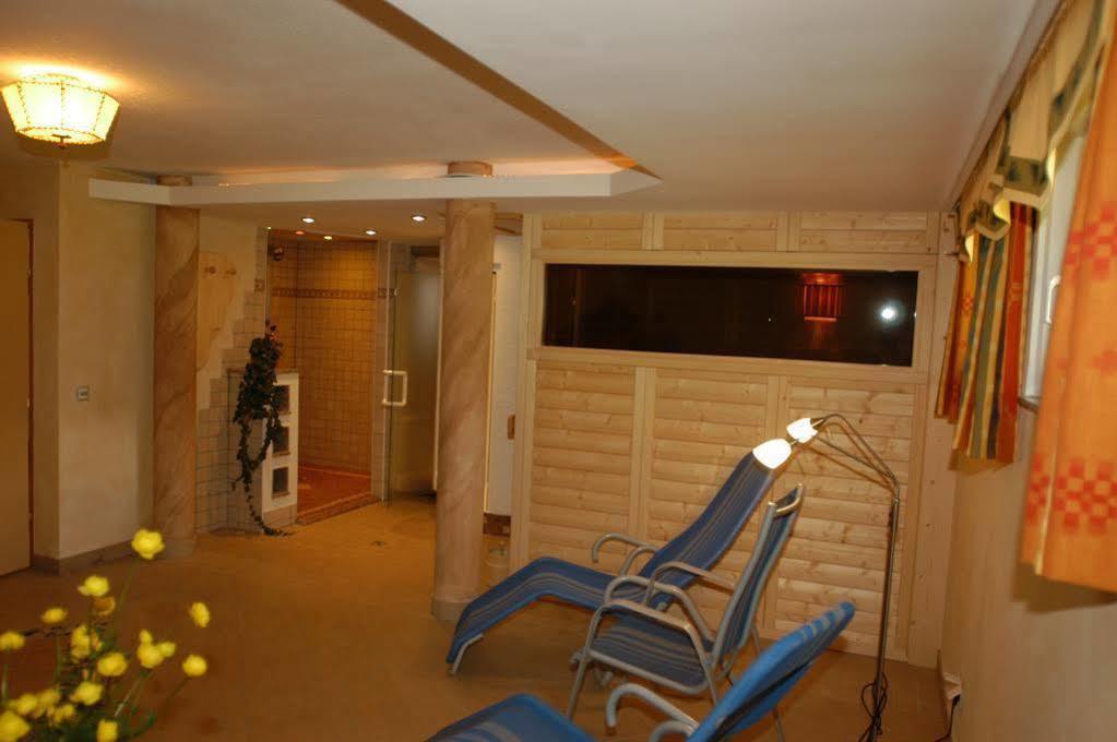 Haus Katharina, Summercard Included カプルーン エクステリア 写真